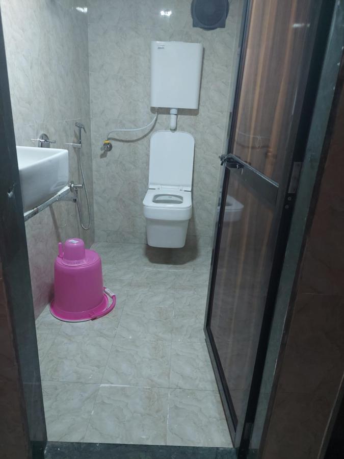 Asra Dormitory For Male And Female Mumbai  Buitenkant foto