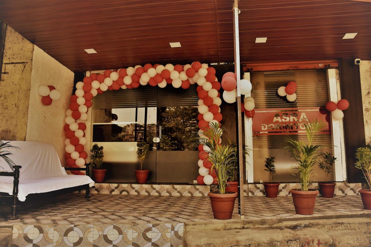 Asra Dormitory For Male And Female Mumbai  Buitenkant foto